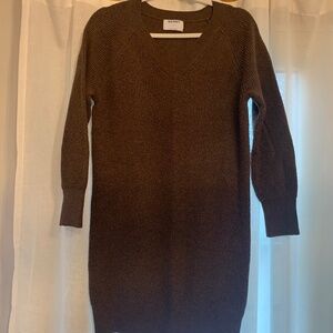 Old Navy ladies sweater dress - sz S, brown